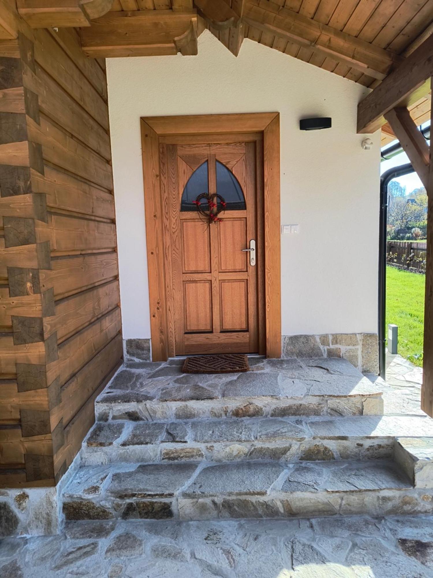 Roubenka U Potoka Villa Velke Karlovice Ngoại thất bức ảnh